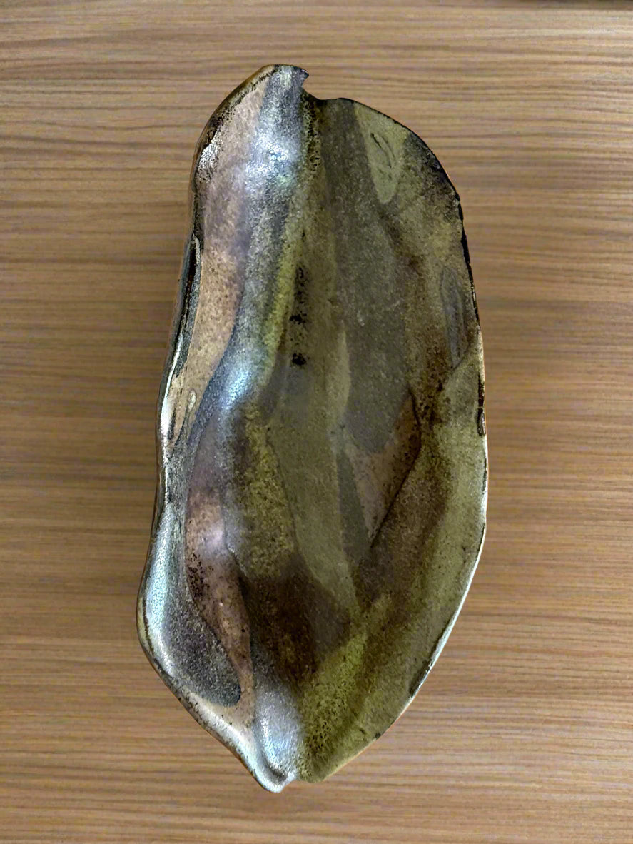 Hand-molded Ceramic Bowl (Brown)