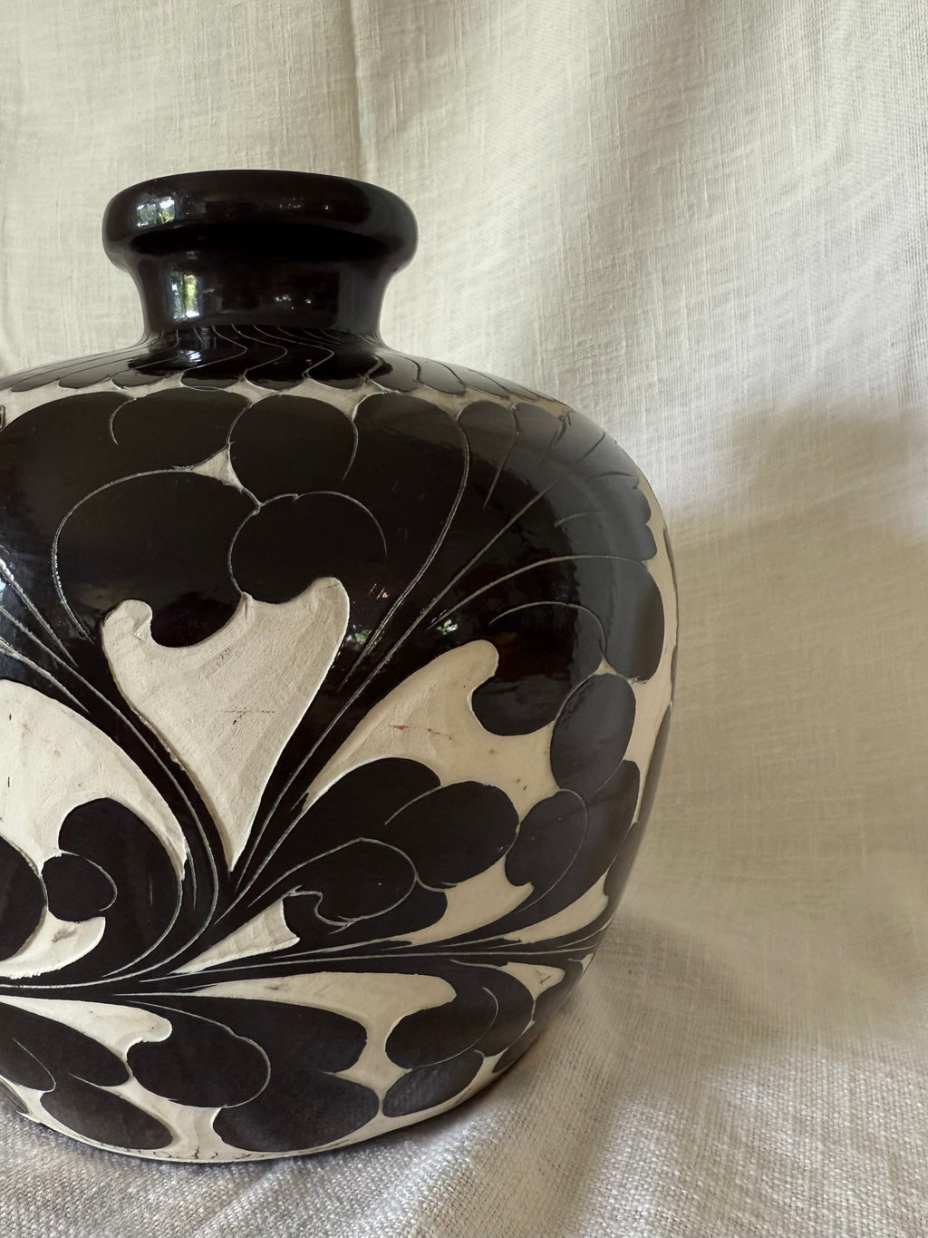 Antique Cizhou Sgraffito Vase