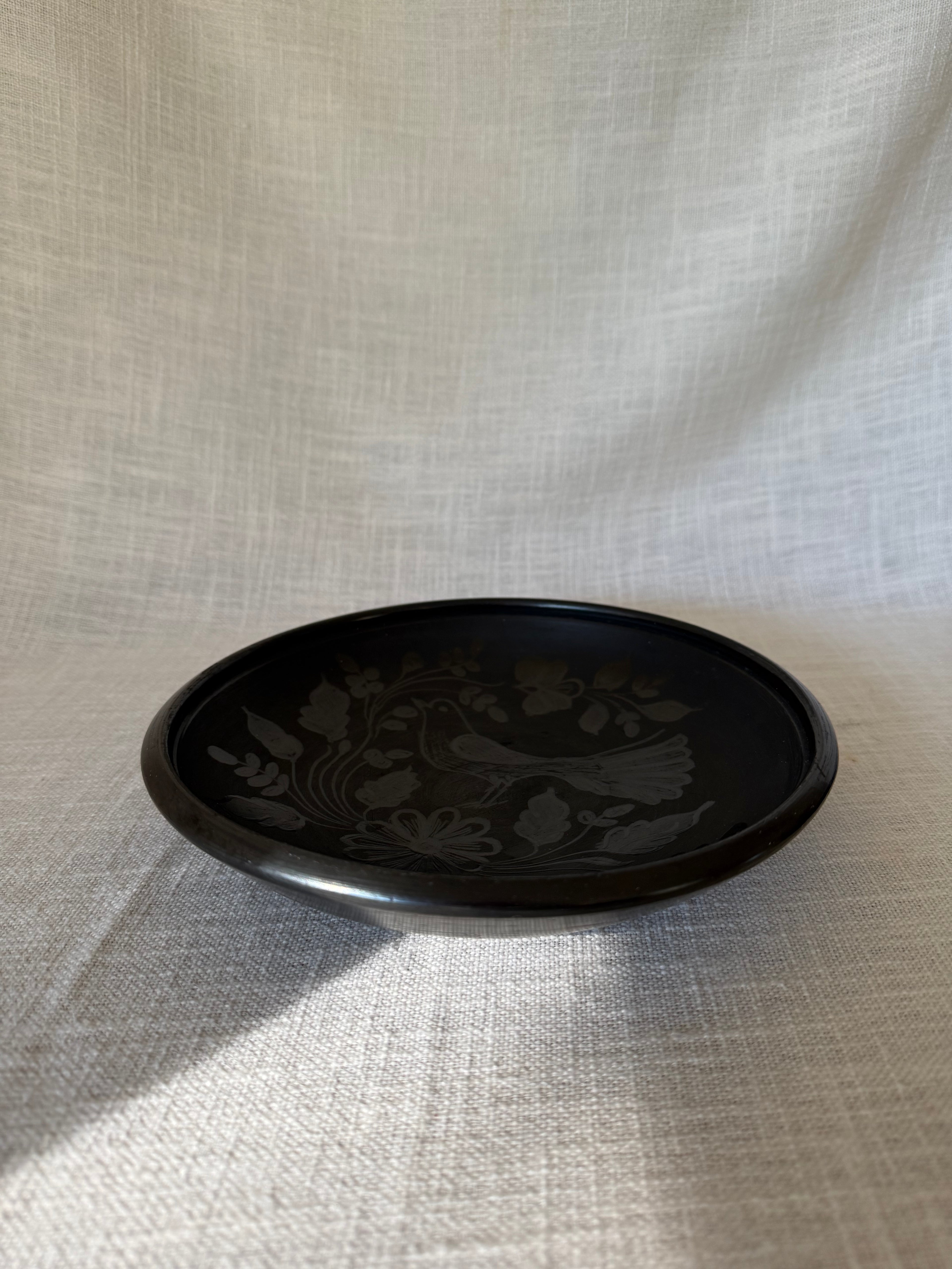 Black Ceramic Etched Catch-all Bird Bowl